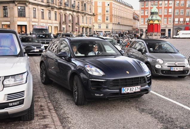 Porsche 95B Macan GTS