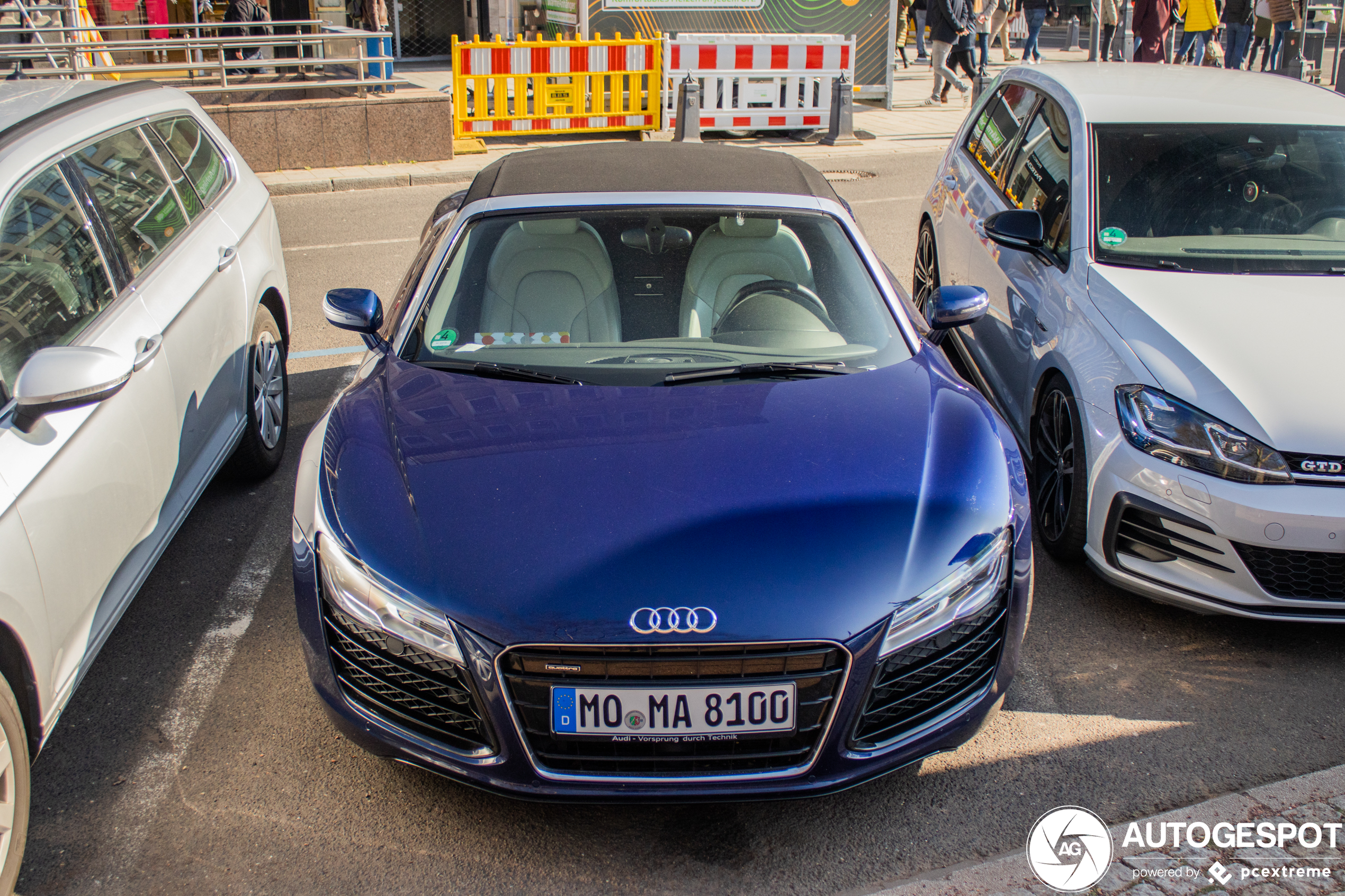 Audi R8 V8 Spyder 2013