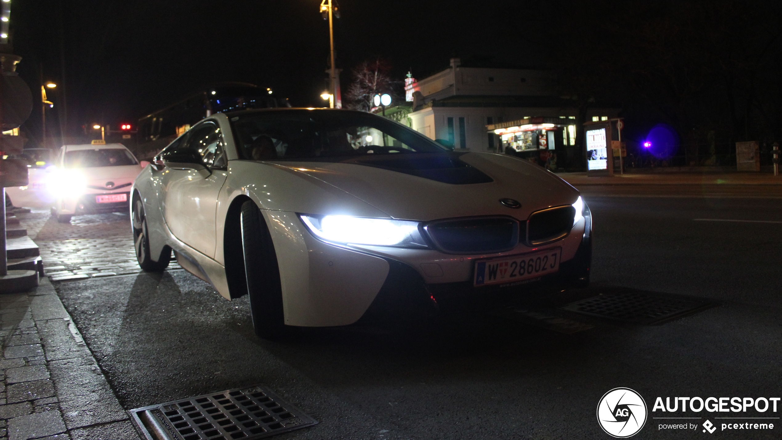 BMW i8