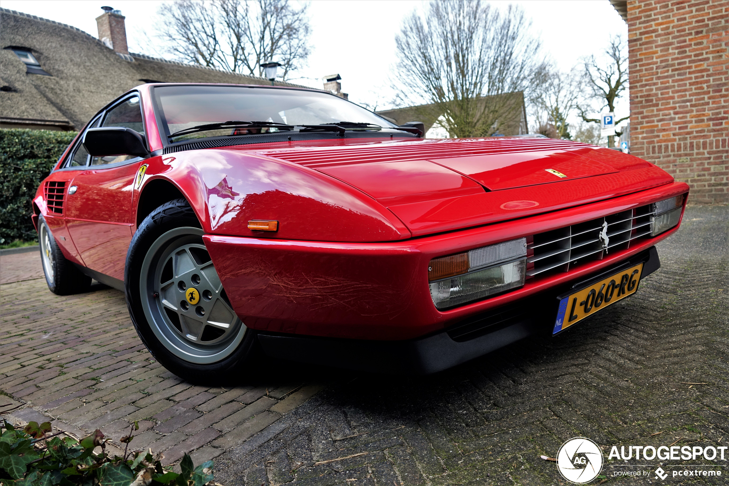 Ferrari Mondial 3.2