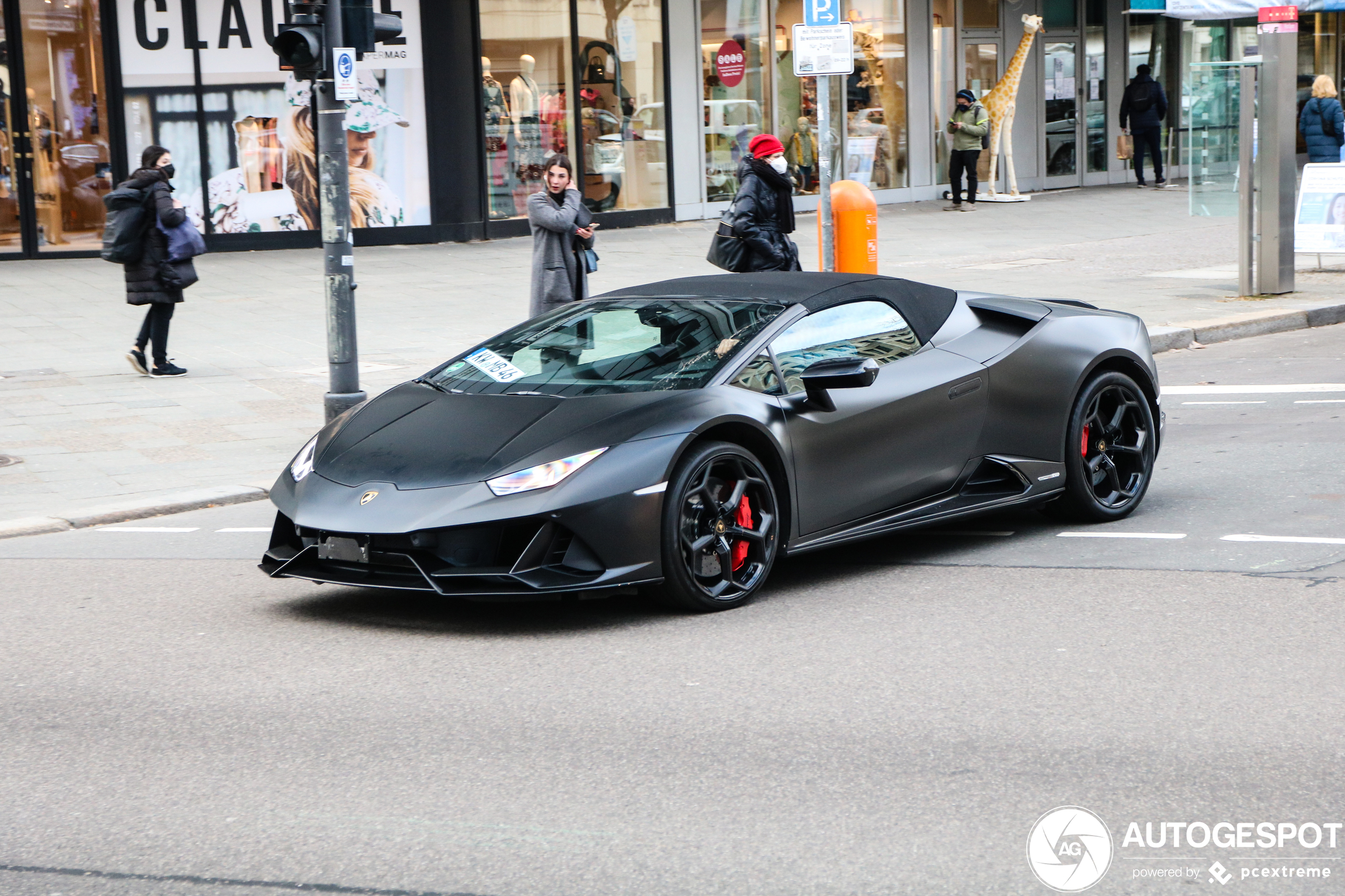 Lamborghini Huracán LP640-4 EVO Spyder