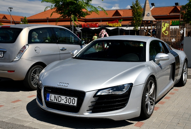 Audi R8