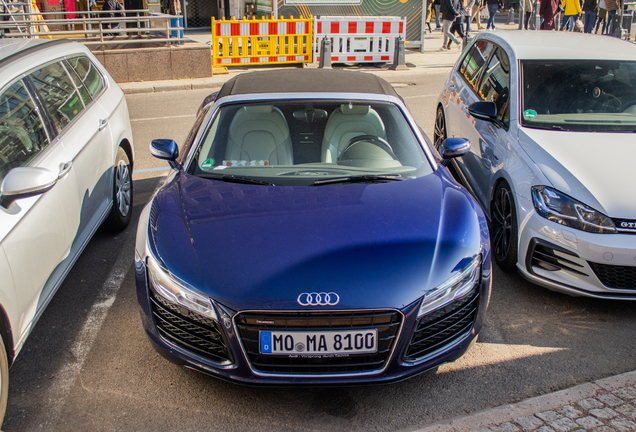 Audi R8 V8 Spyder 2013