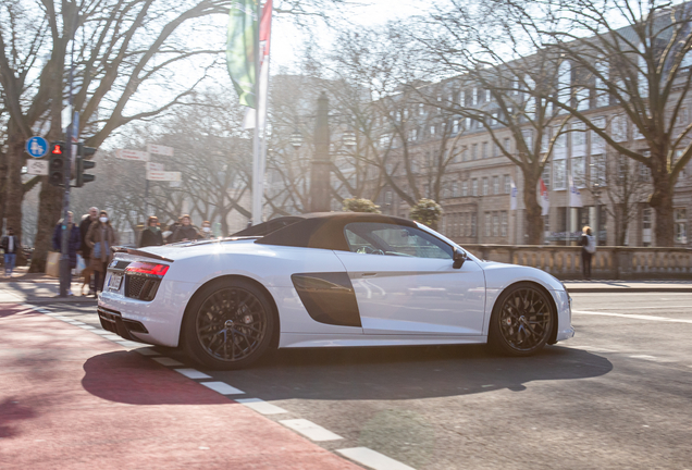 Audi R8 V10 Plus Spyder 2017