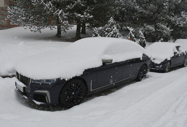 BMW M760Li xDrive 2019