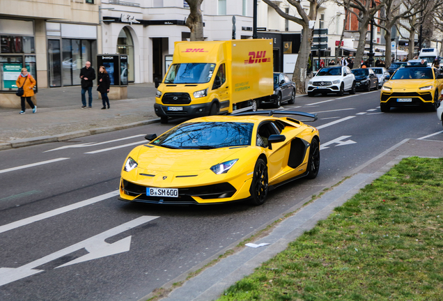 Lamborghini Aventador LP770-4 SVJ