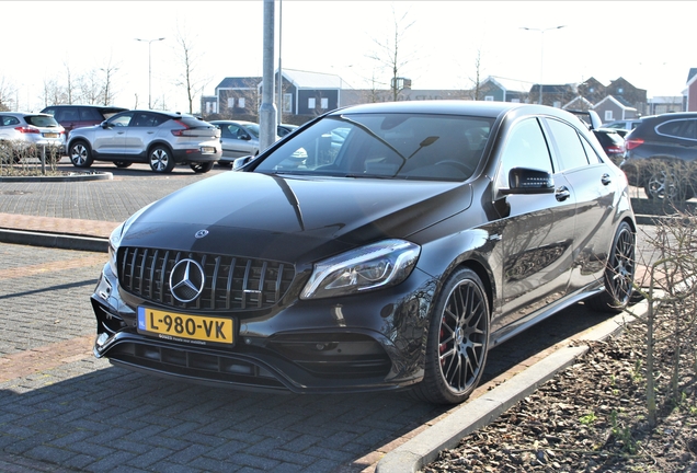 Mercedes-AMG A 45 W176 2015