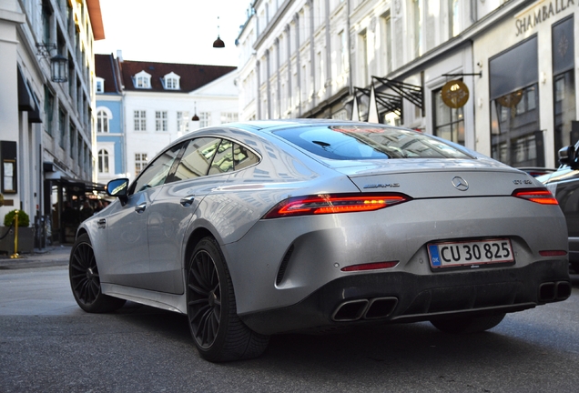 Mercedes-AMG GT 63 X290