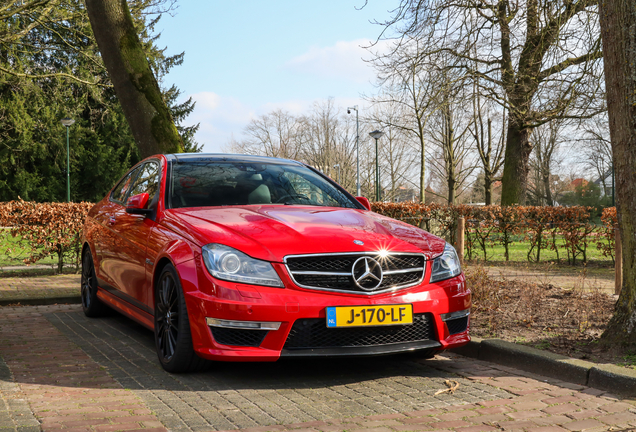 Mercedes-Benz C 63 AMG Coupé