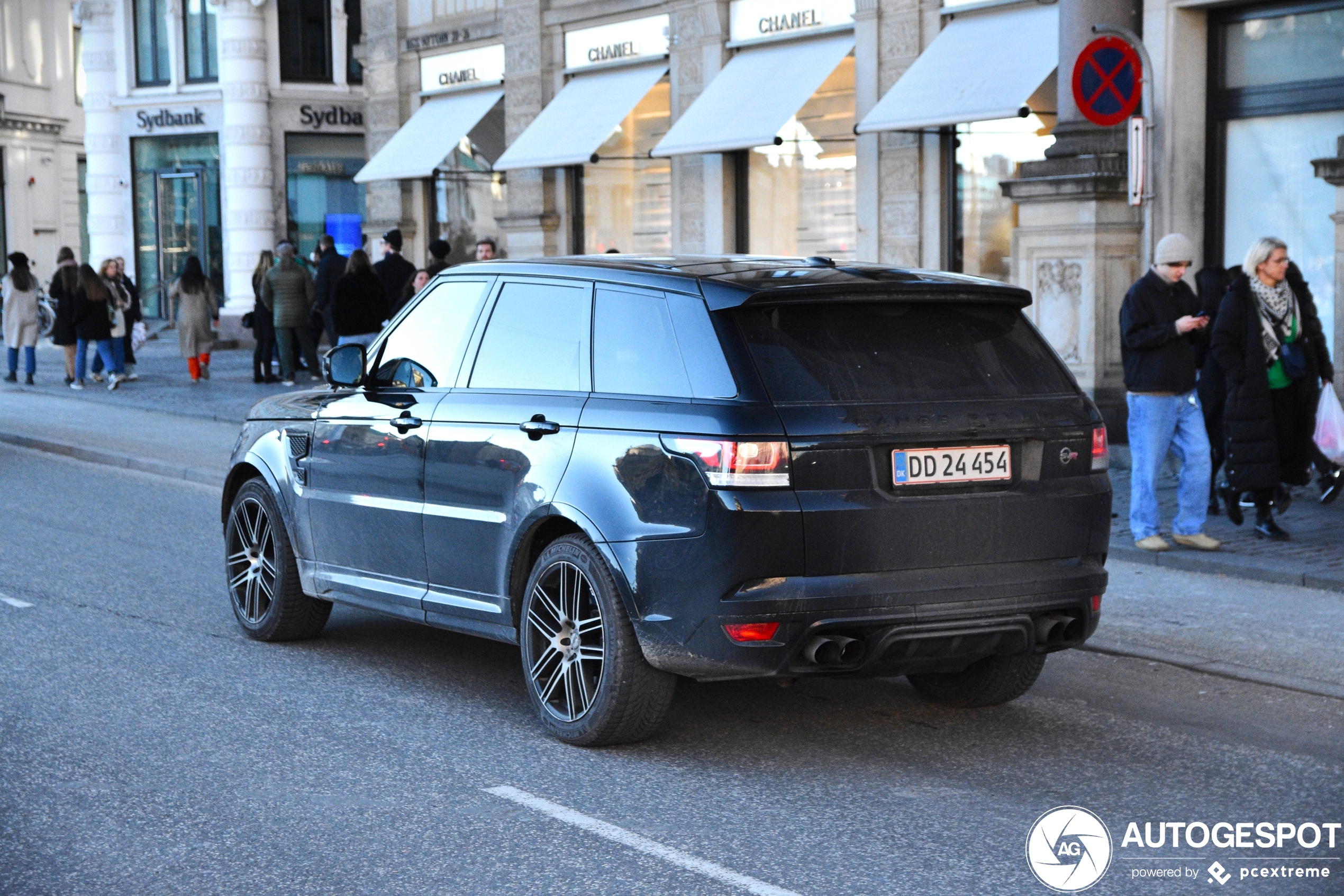 Land Rover Range Rover Sport SVR