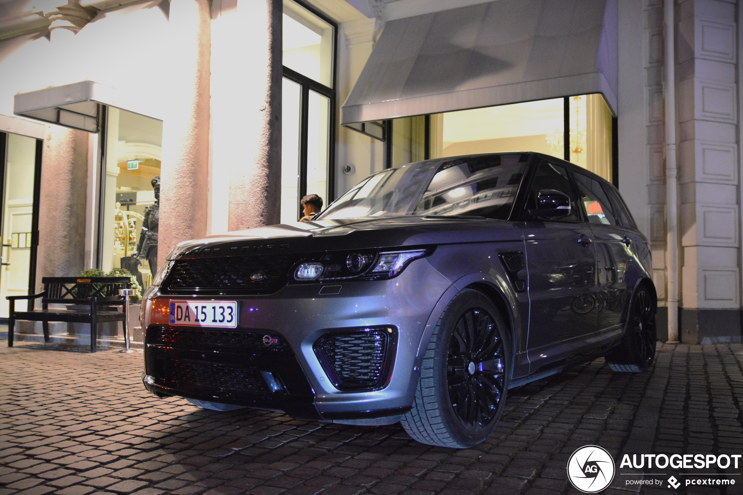 Land Rover Range Rover Sport SVR