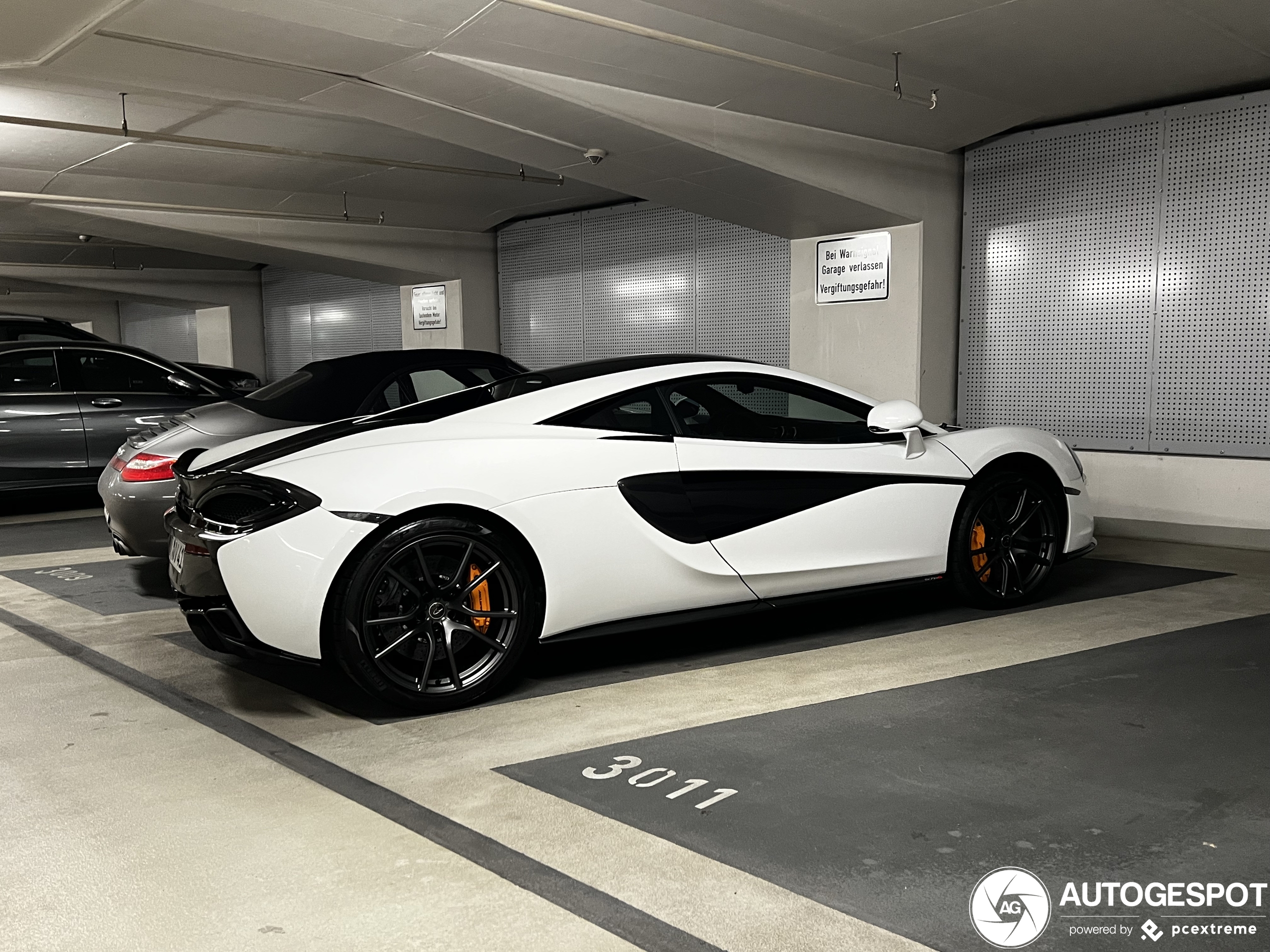 McLaren 570S