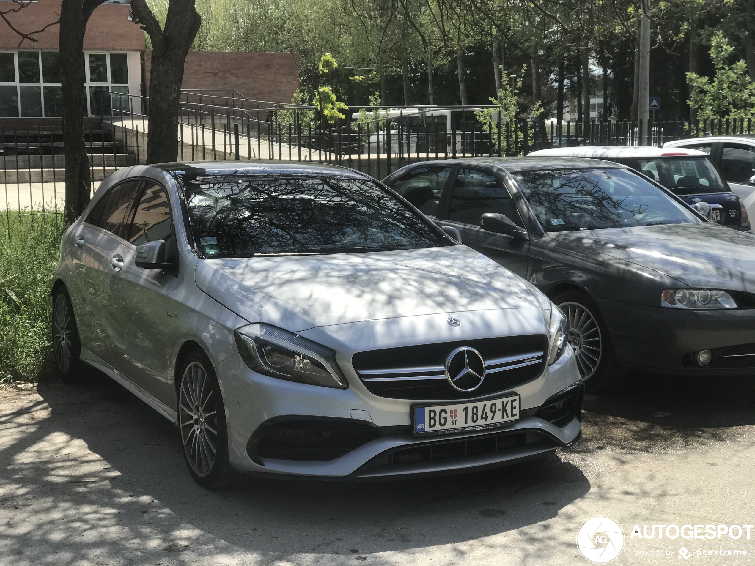 Mercedes-AMG A 45 W176 2015