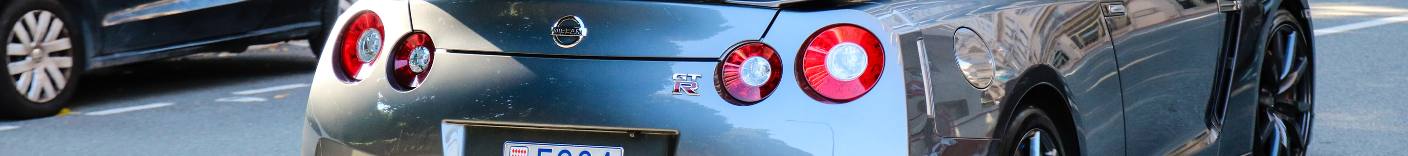 Nissan GT-R 2011