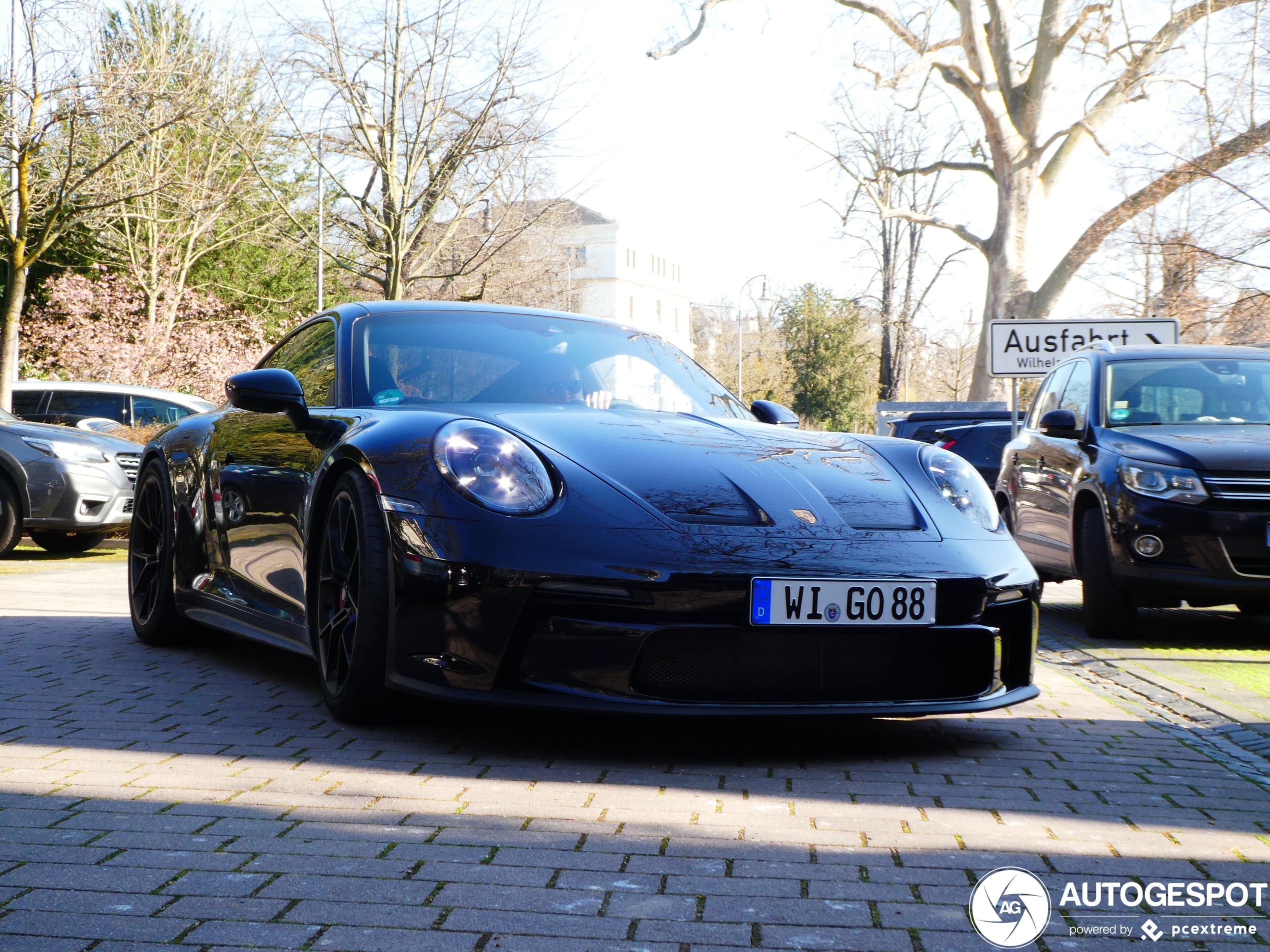 Porsche 992 GT3 Touring