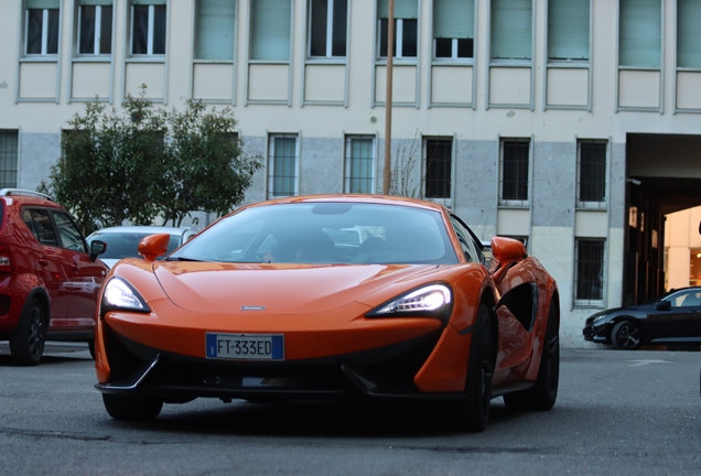 McLaren 570S