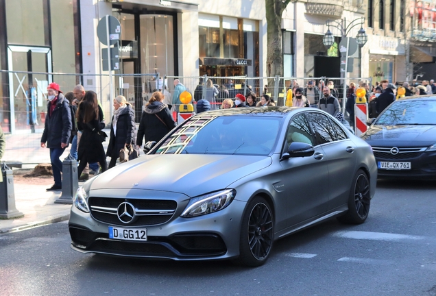 Mercedes-AMG C 63 S W205