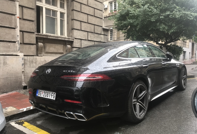 Mercedes-AMG GT 63 S X290