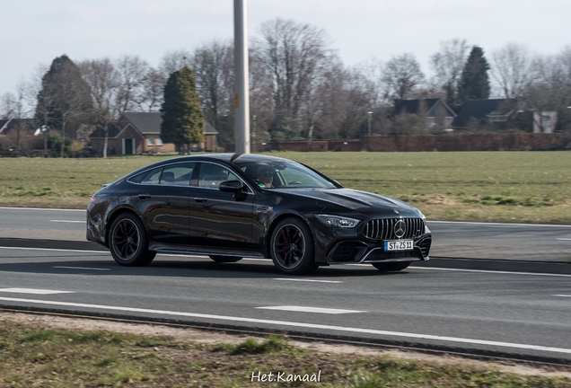 Mercedes-AMG GT 63 X290