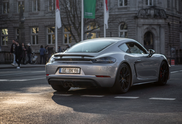 Porsche 718 Cayman GTS