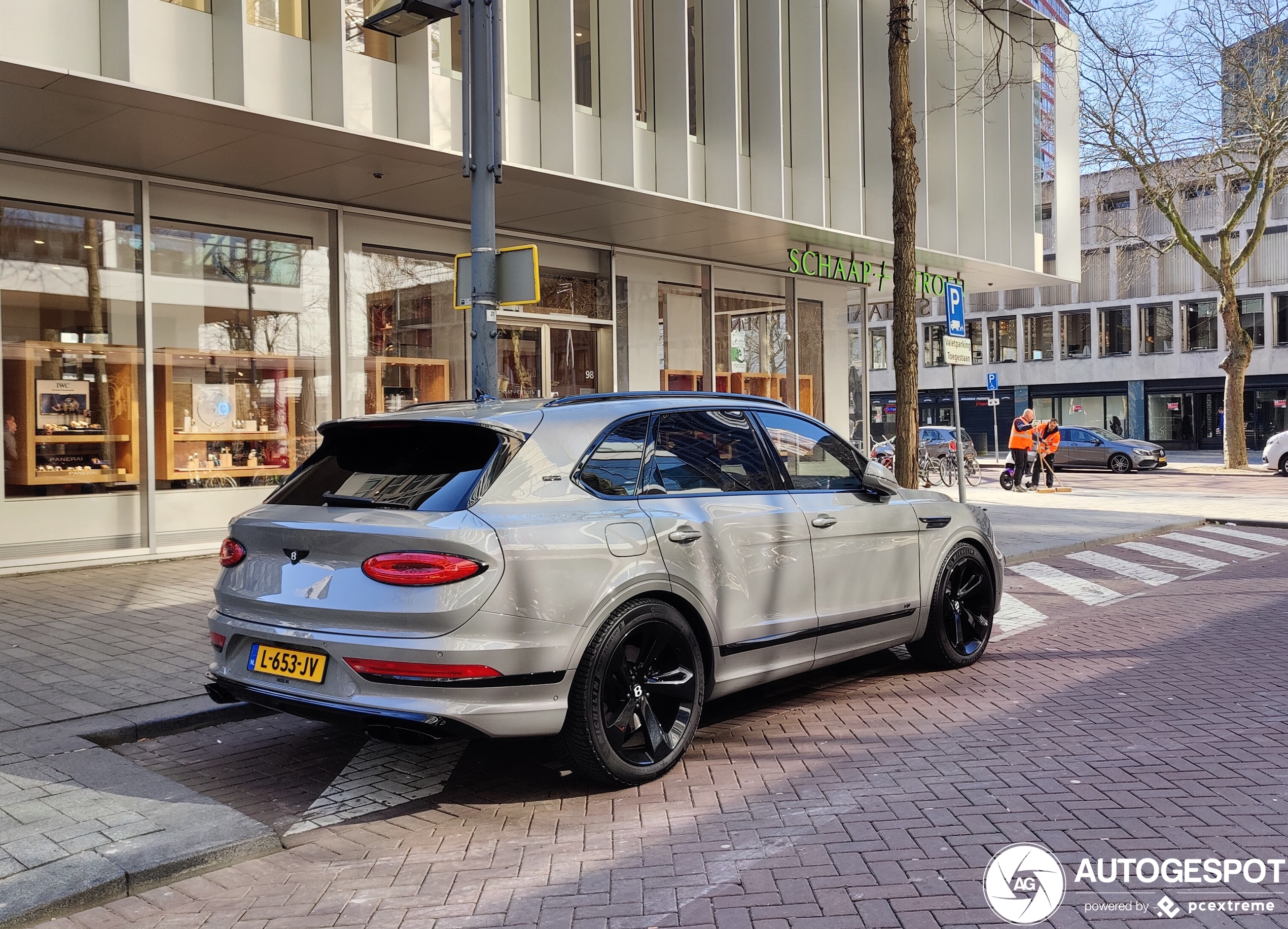 Bentley Bentayga V8 2021 First Edition