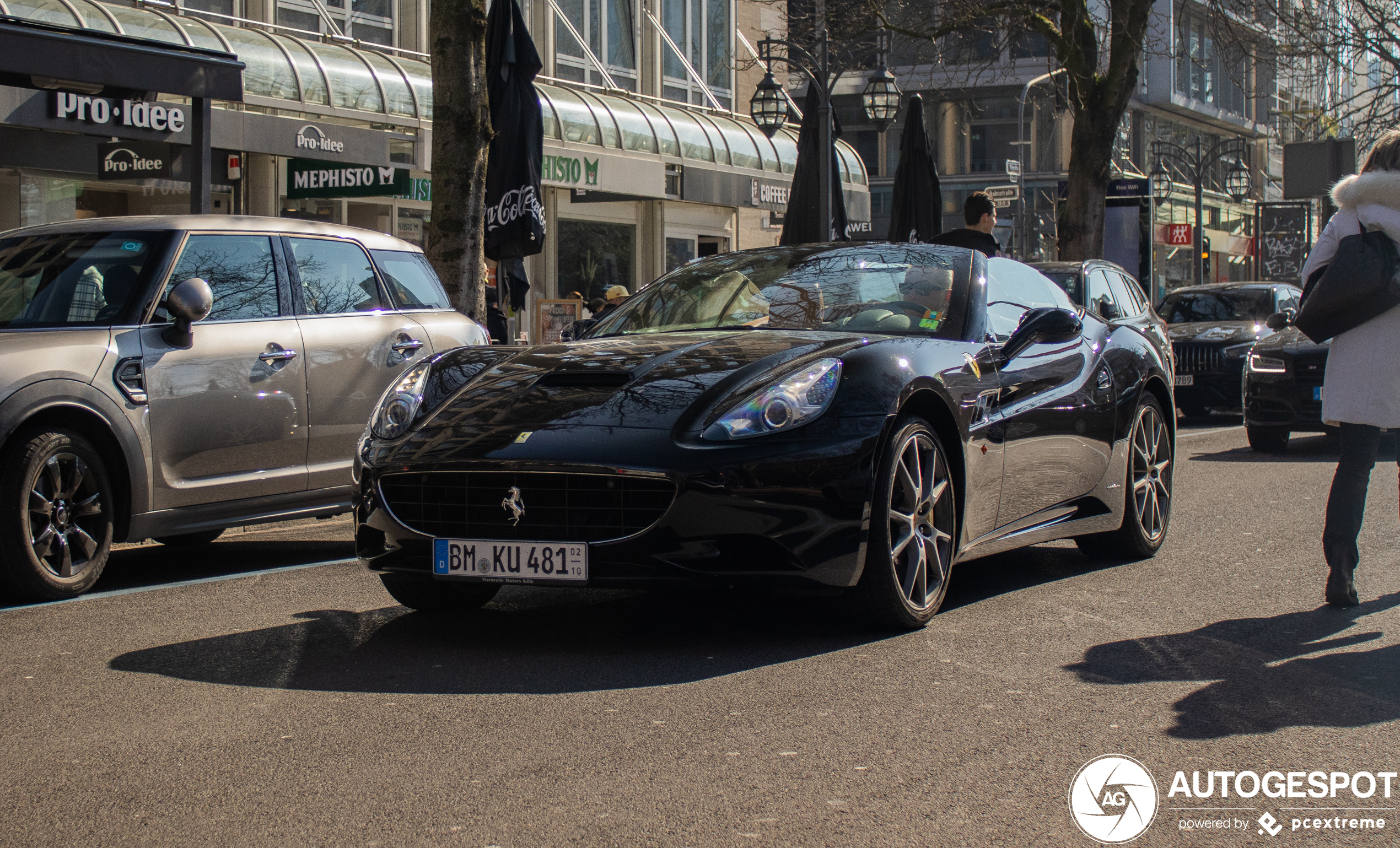 Ferrari California