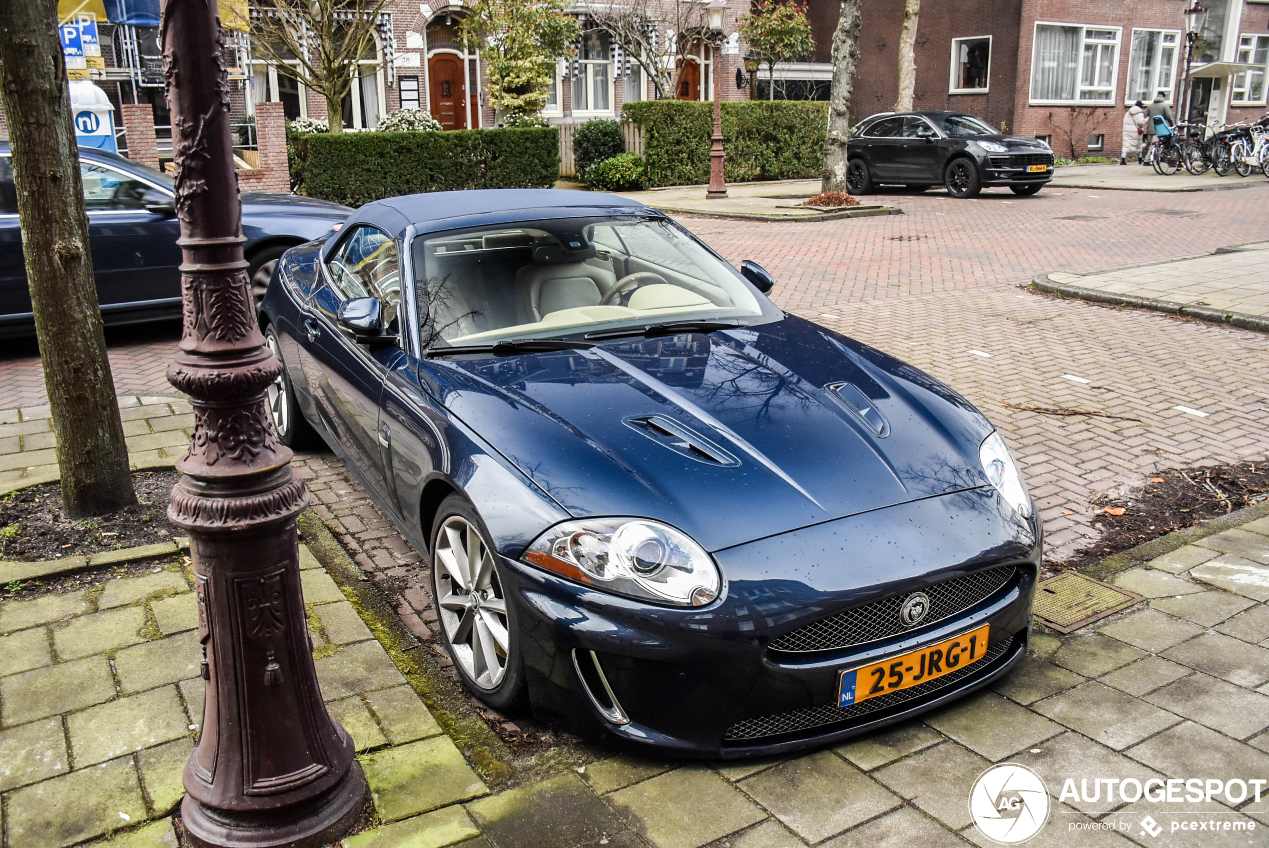 Jaguar XKR Convertible 2009