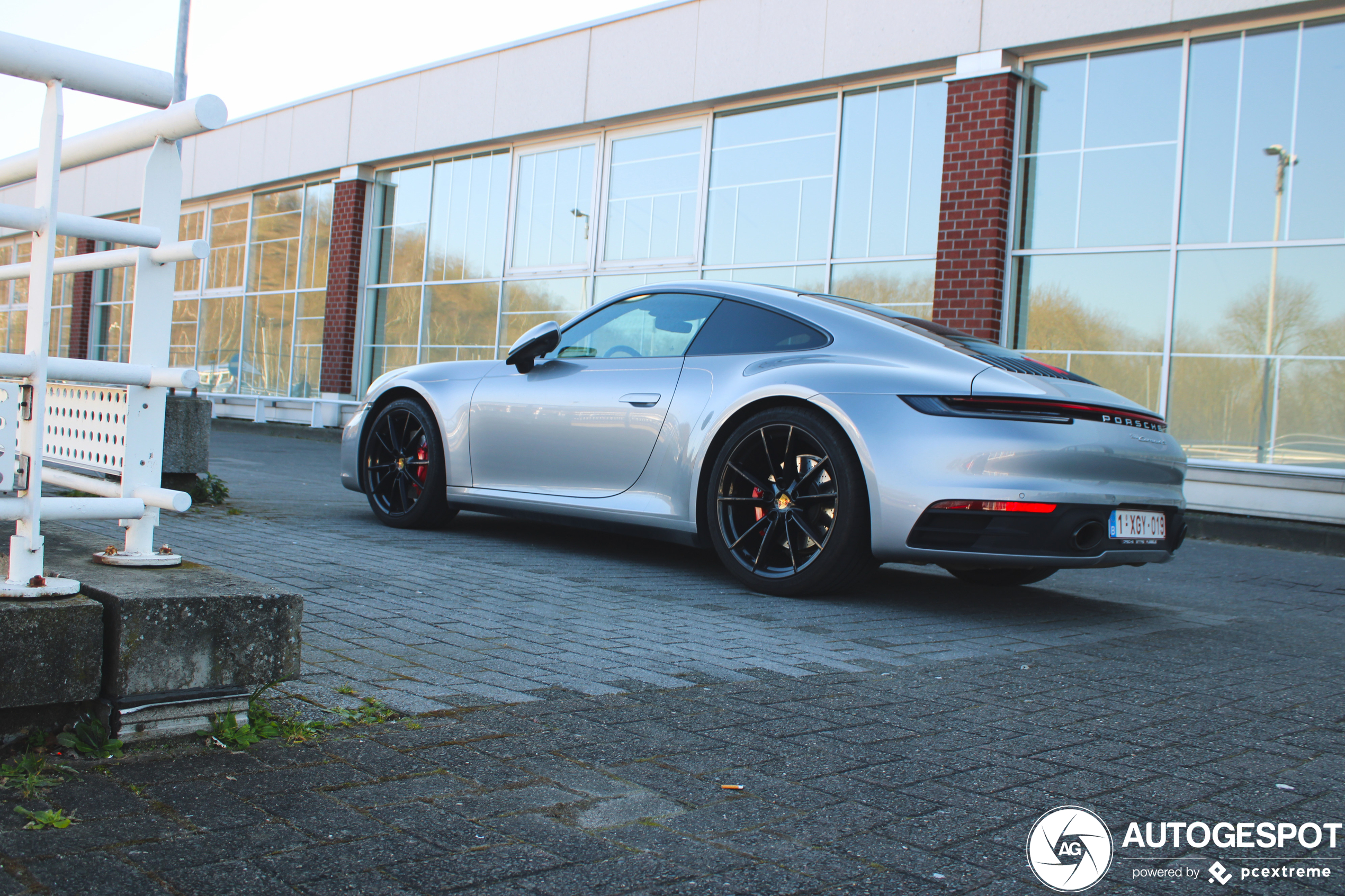 Porsche 992 Carrera 4S