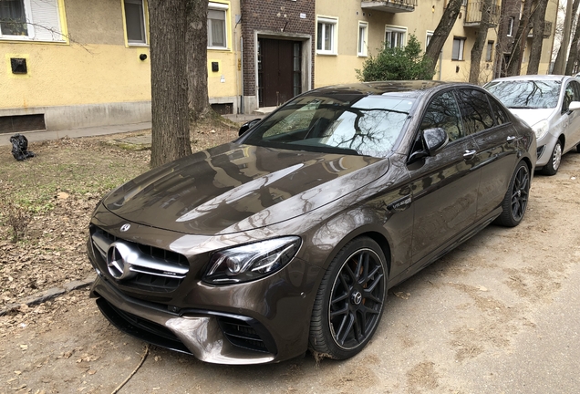 Mercedes-AMG E 63 S W213