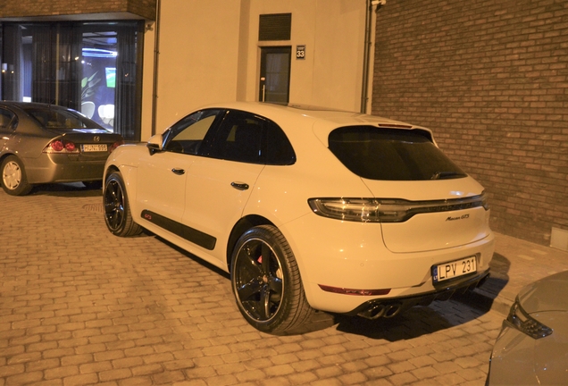 Porsche 95B Macan GTS MkII