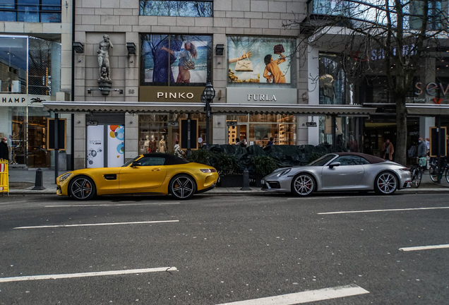 Porsche 992 Carrera 4S Cabriolet