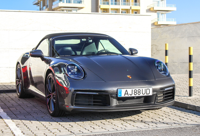 Porsche 992 Carrera 4S Cabriolet