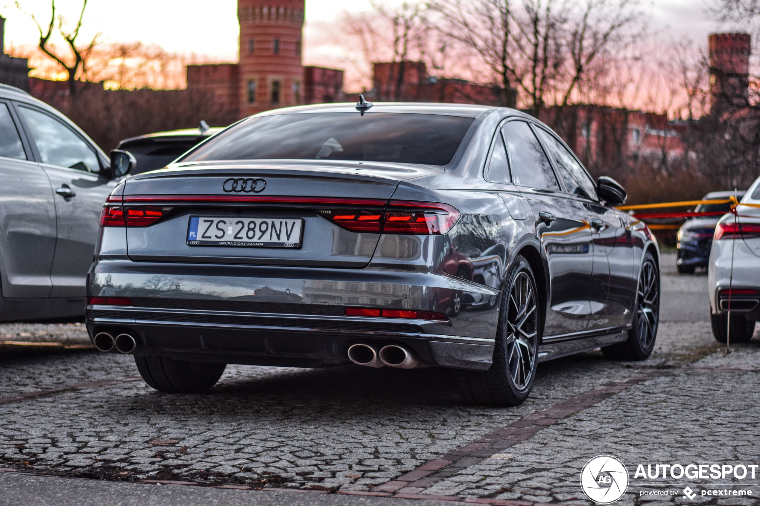 Audi S8 D5