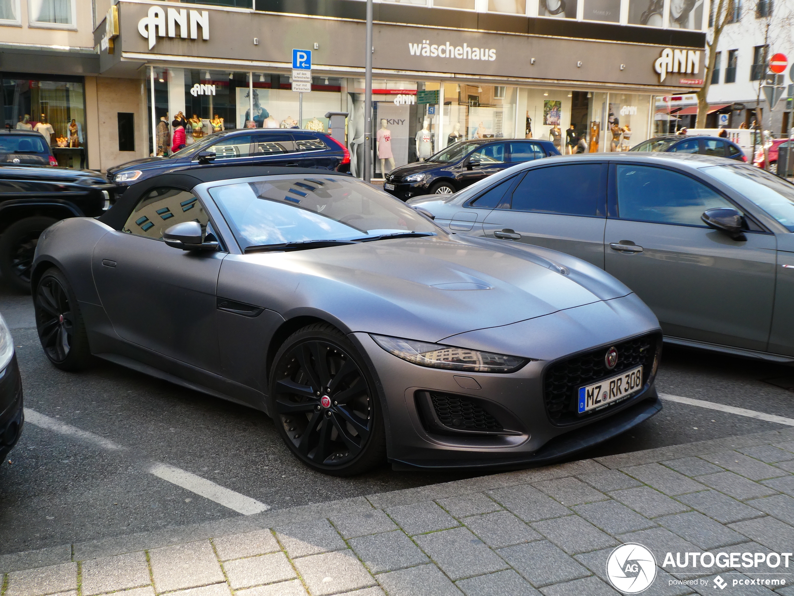 Jaguar F-TYPE P450 Convertible 2020