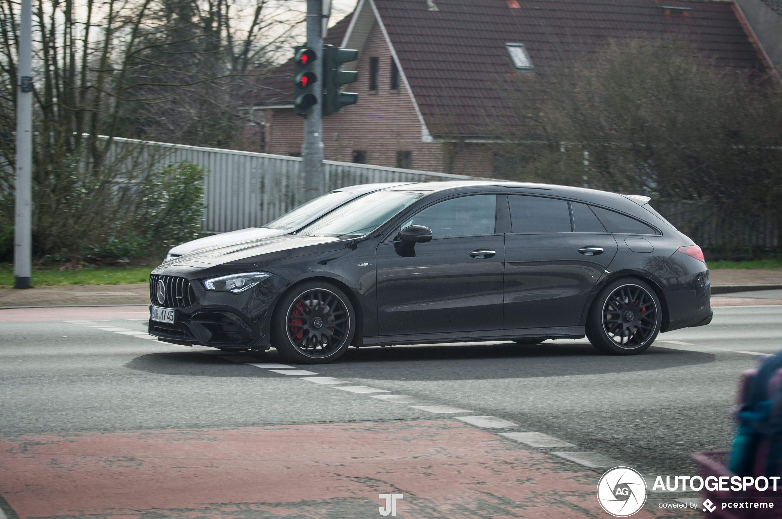 Mercedes-AMG CLA 45 S Shooting Brake X118