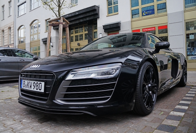 Audi R8 V10 Plus 2013