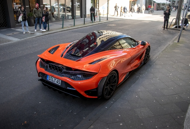 McLaren 765LT