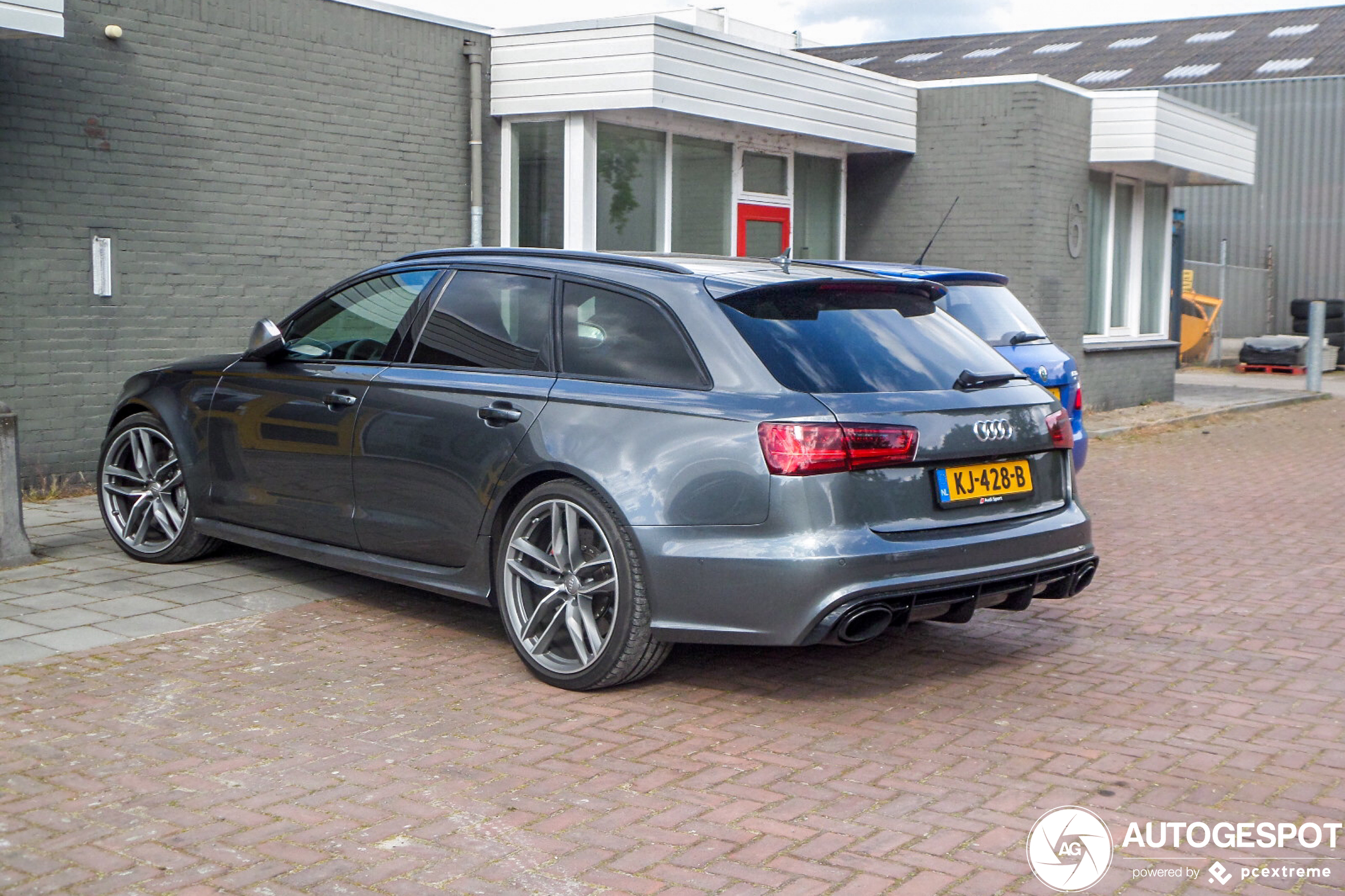 Audi RS6 Avant C7 2015