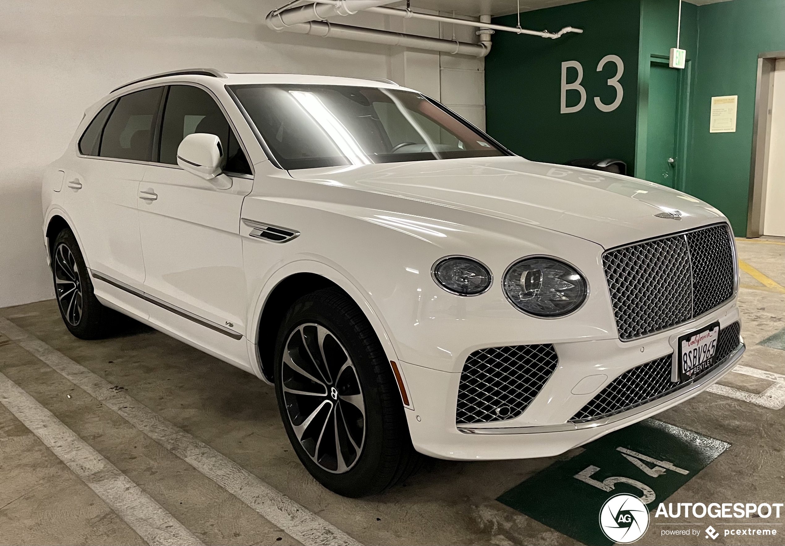 Bentley Bentayga V8 2021