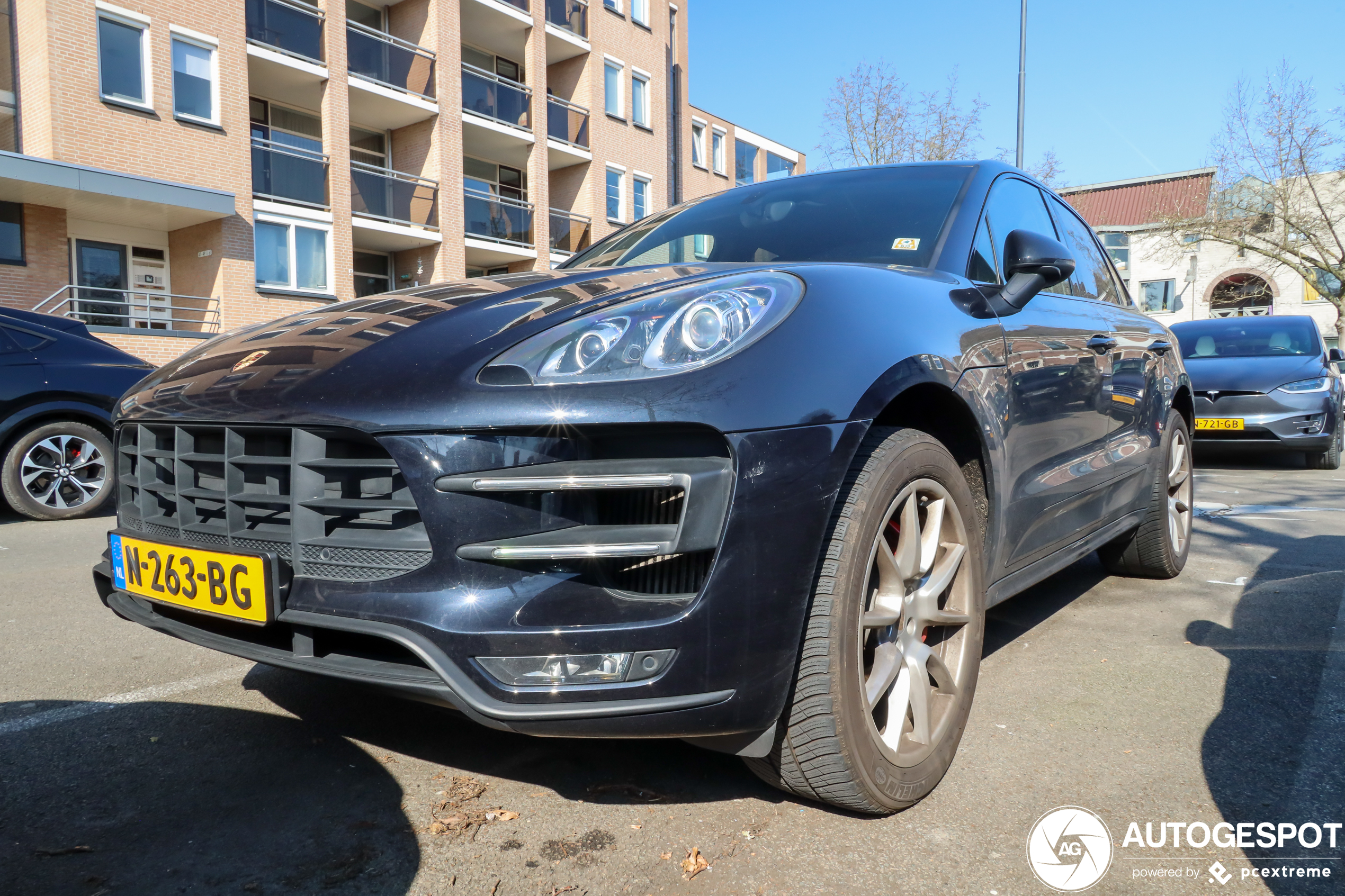 Porsche 95B Macan Turbo