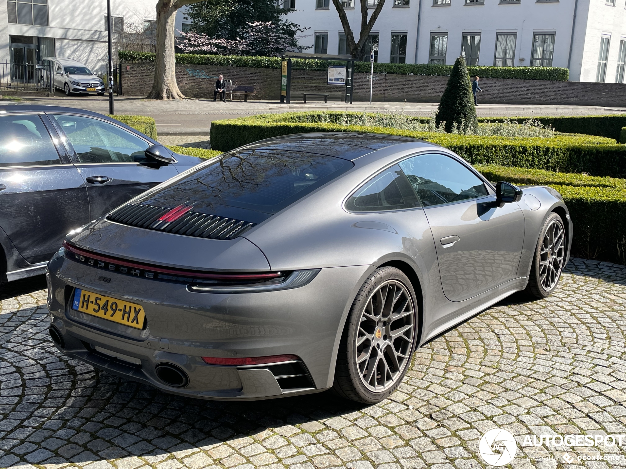 Porsche 992 Carrera 4S