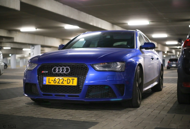 Audi RS4 Avant B8