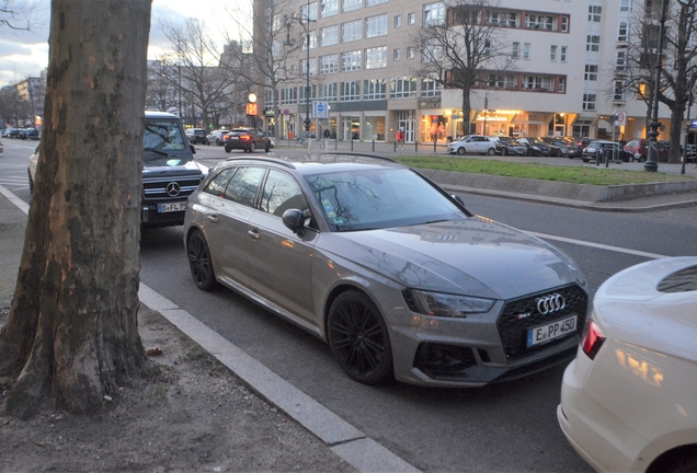 Audi RS4 Avant B9