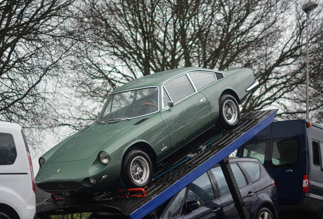 Ferrari 365 GT 2+2