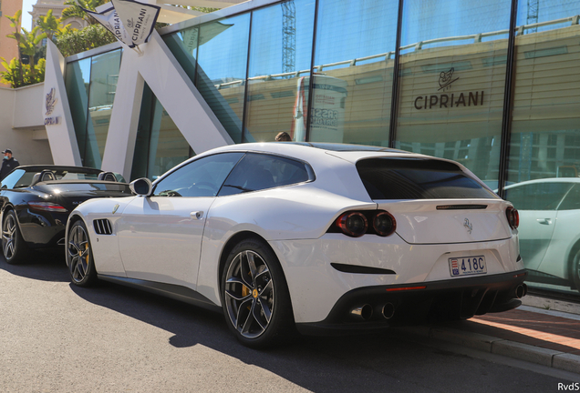 Ferrari GTC4Lusso T