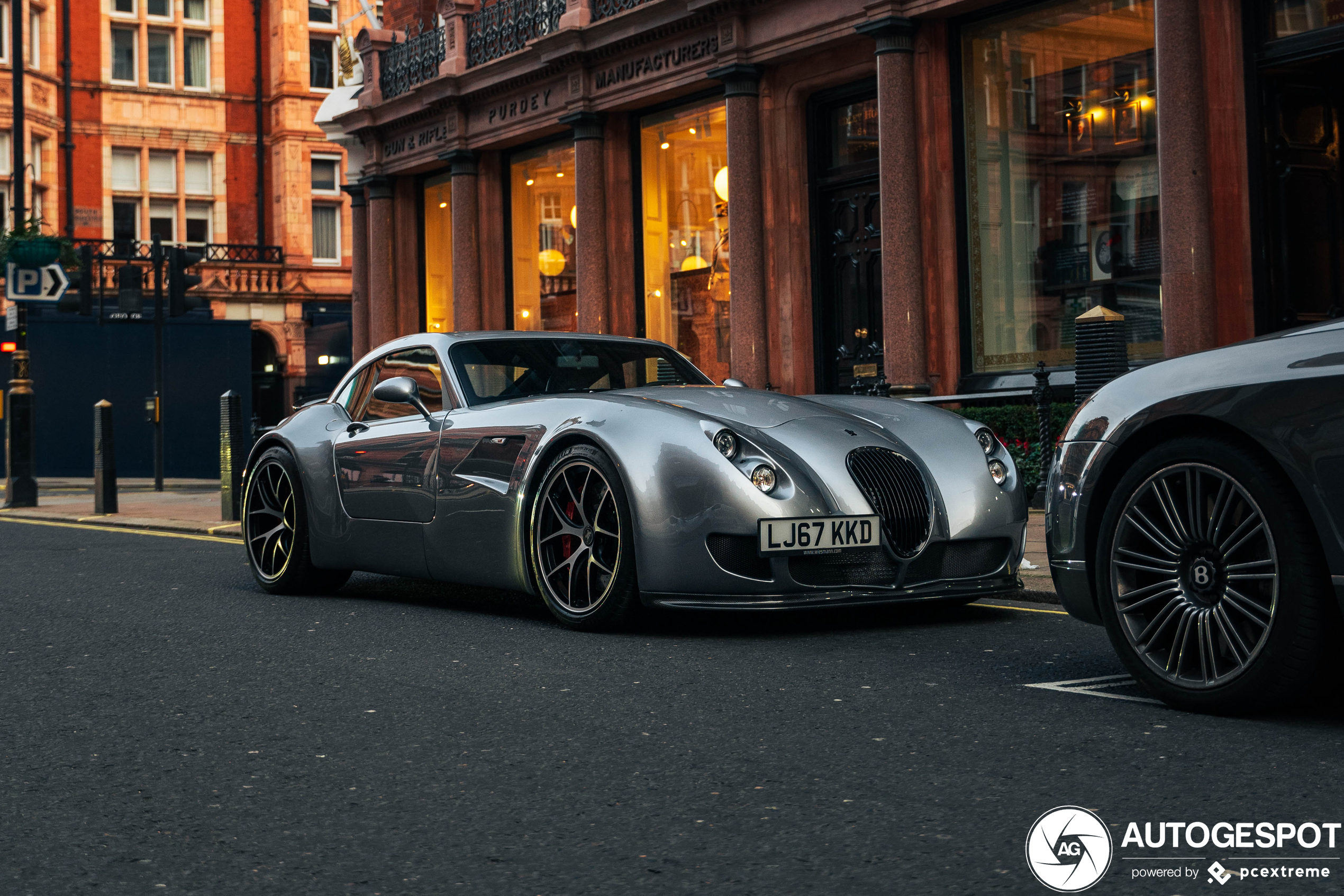 Wiesmann MF5 GT