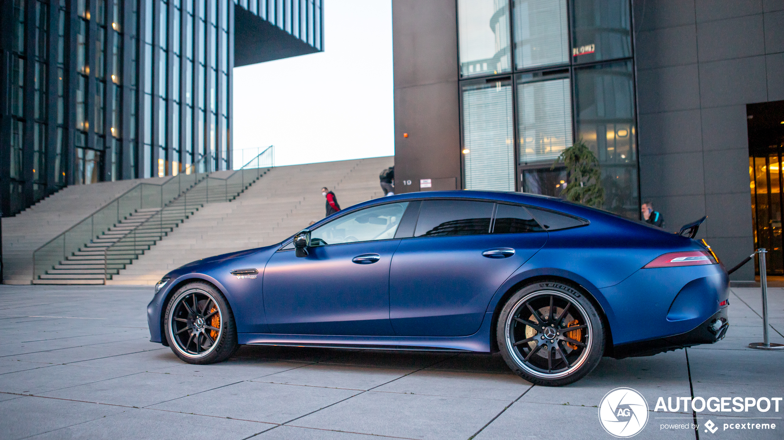 Mercedes-AMG GT 63 S X290