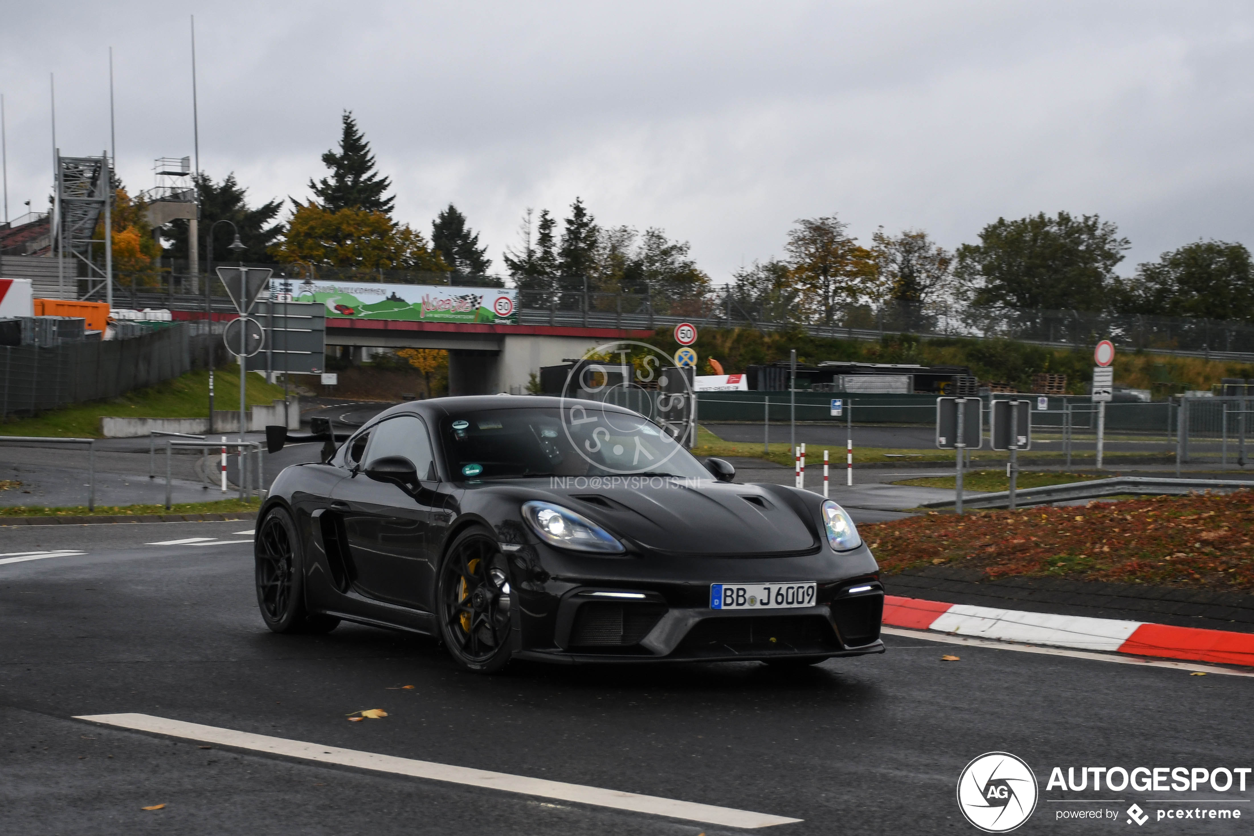 Porsche 718 Cayman GT4 RS