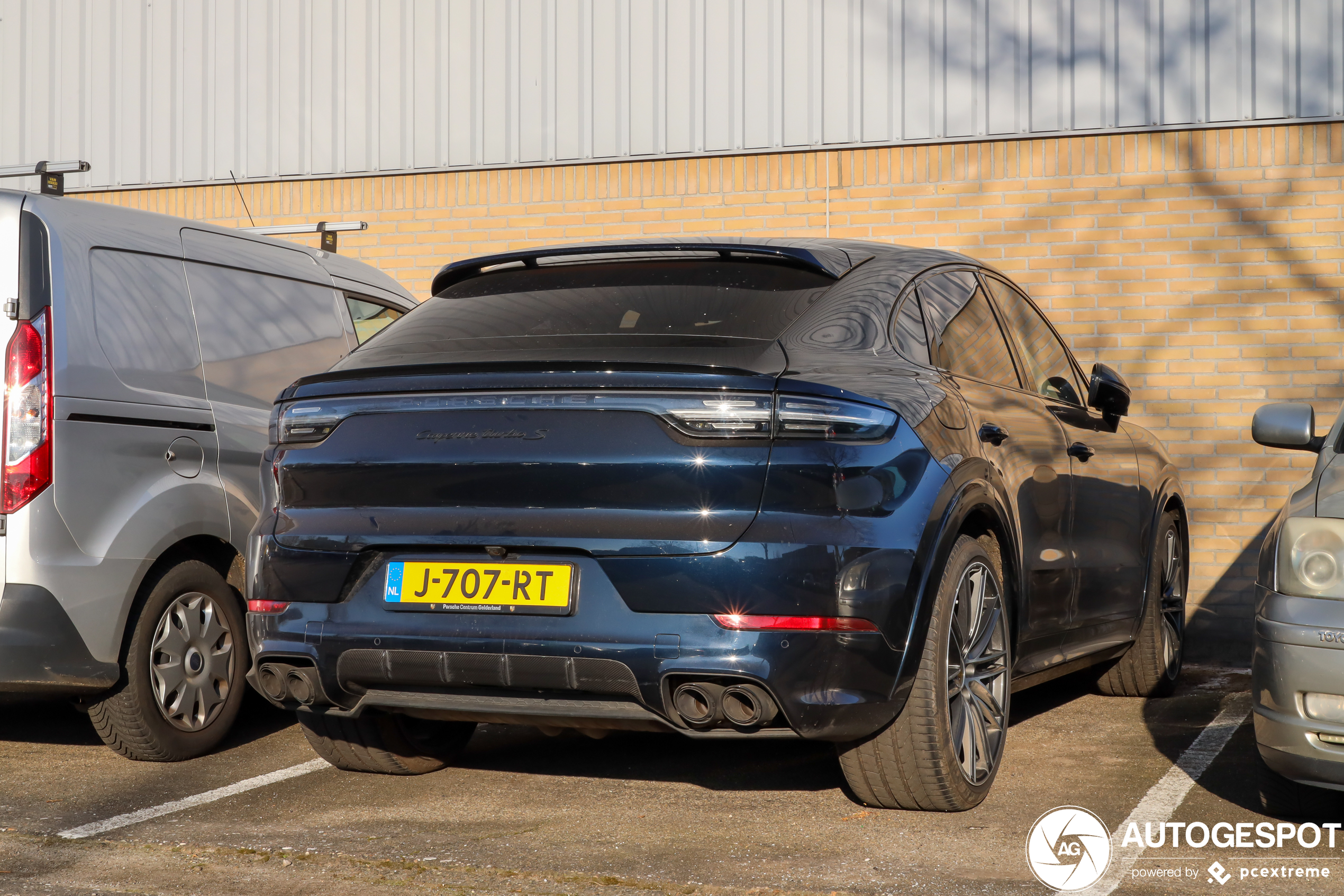 Porsche Cayenne Coupé Turbo S E-Hybrid