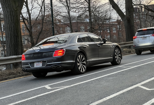 Bentley Flying Spur V8 2021